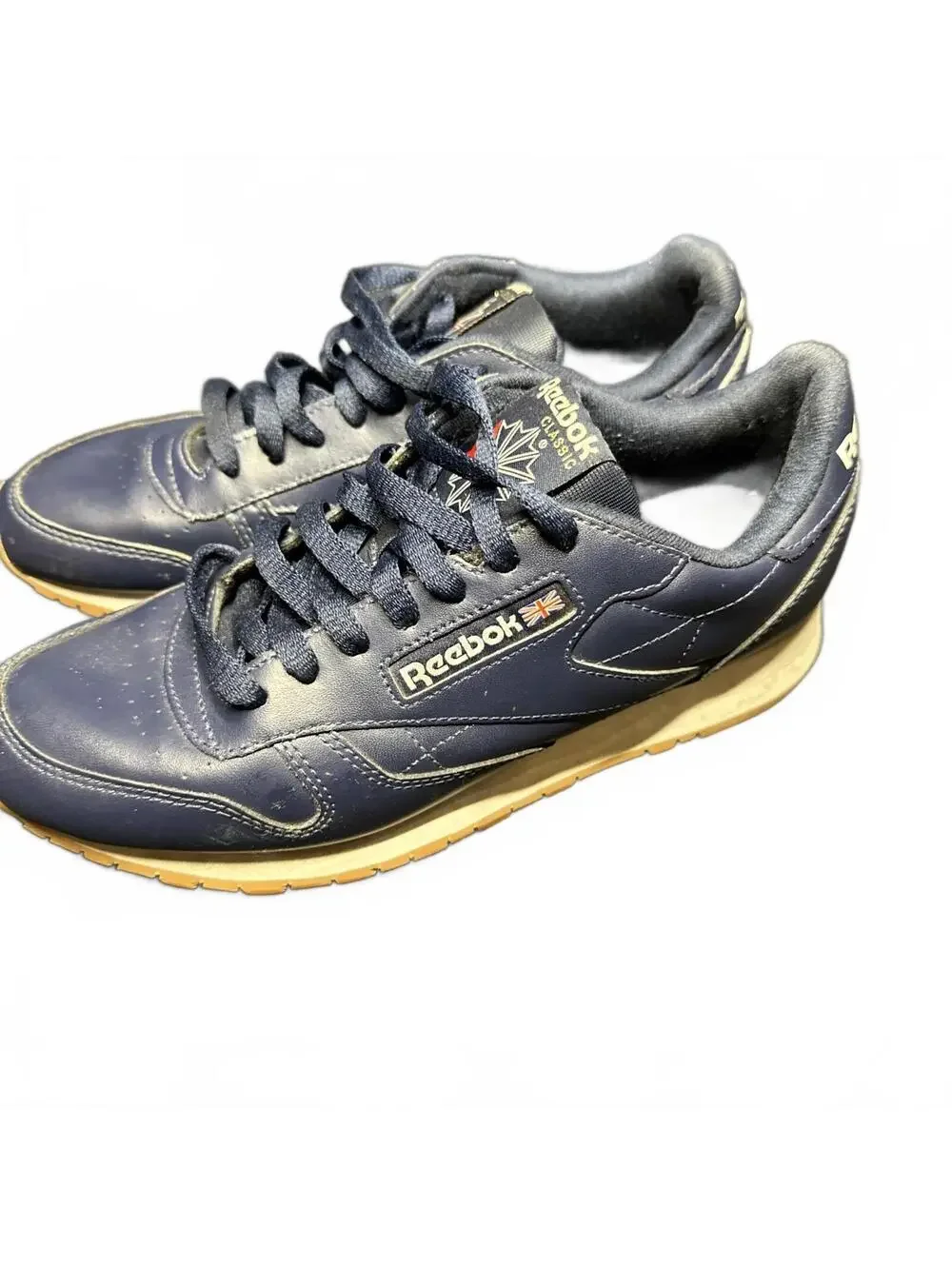 Reebok Classic Leather Vector Navy Gum Men's Low Top Sneakers